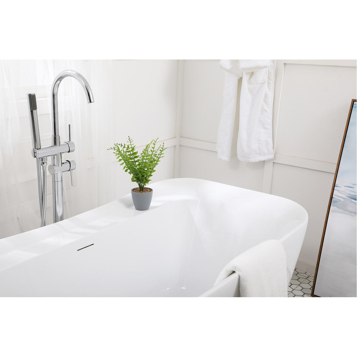 Harrieta Glossy White and Chrome Bathtub