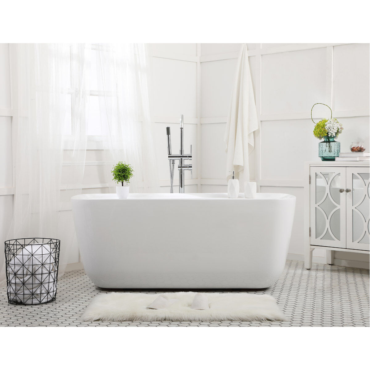 Calum Glossy White and Chrome Bathtub