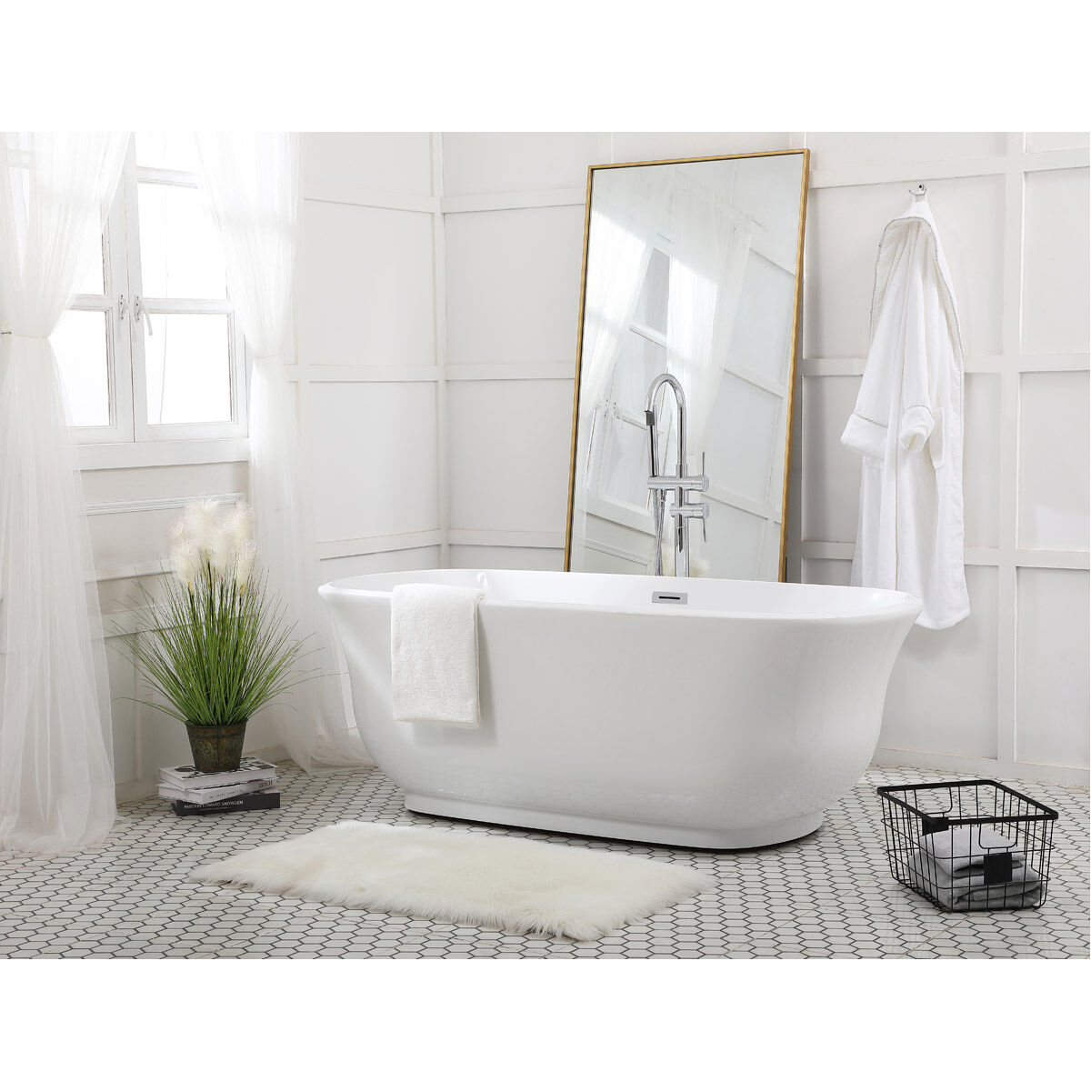 Coralie Glossy White and Chrome Bathtub